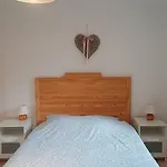 Apartment De La Tortue - Rez De Jardin Murol
