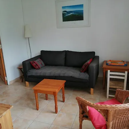 Апартаменты De La Tortue - Rez De Jardin Мюроль