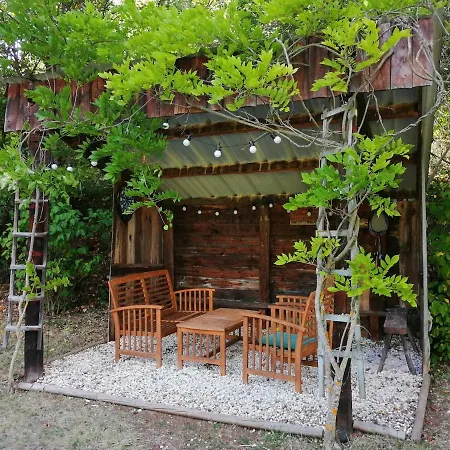 De La Tortue - Rez De Jardin Apartment Murol
